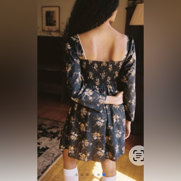 Christy Dawn The Carina Dress in Night Chrysanthemum - Size Medium - Picture 2 of 11